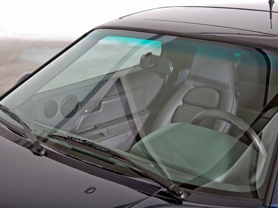 Imagen 10/20 de Porsche 928 GT (1991)