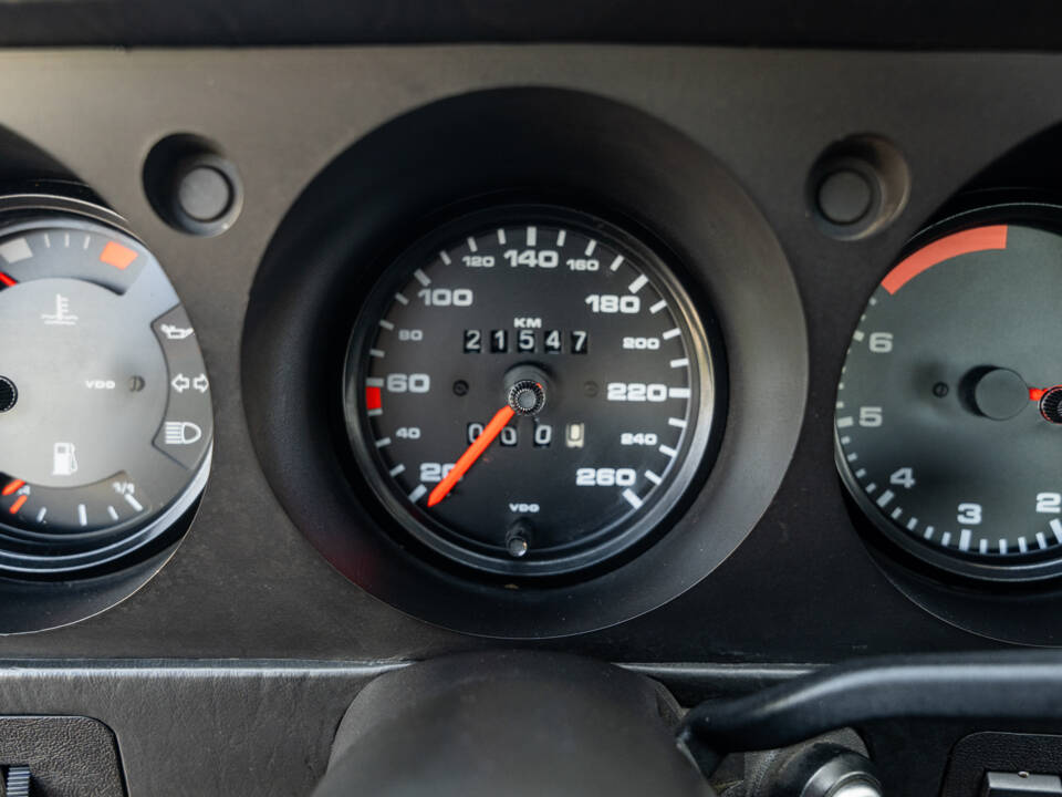 Image 39/58 of Porsche 924 Turbo (1982)