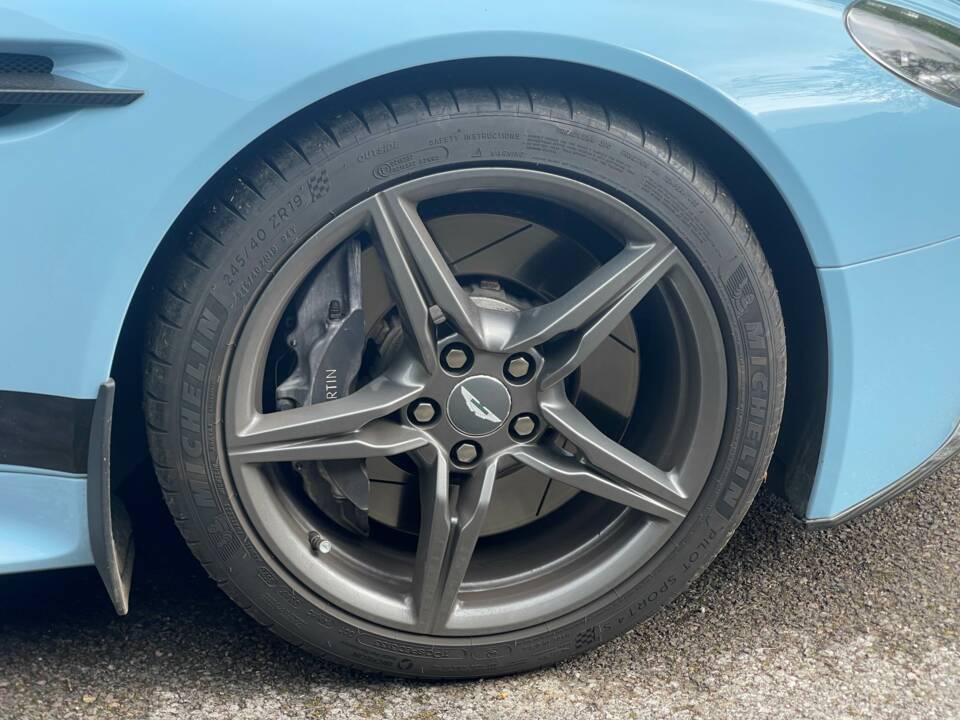 Afbeelding 11/11 van Aston Martin V8 Vantage S (2017)