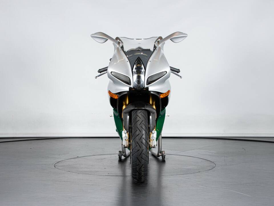 Bild 6/50 von Benelli DUMMY (2002)