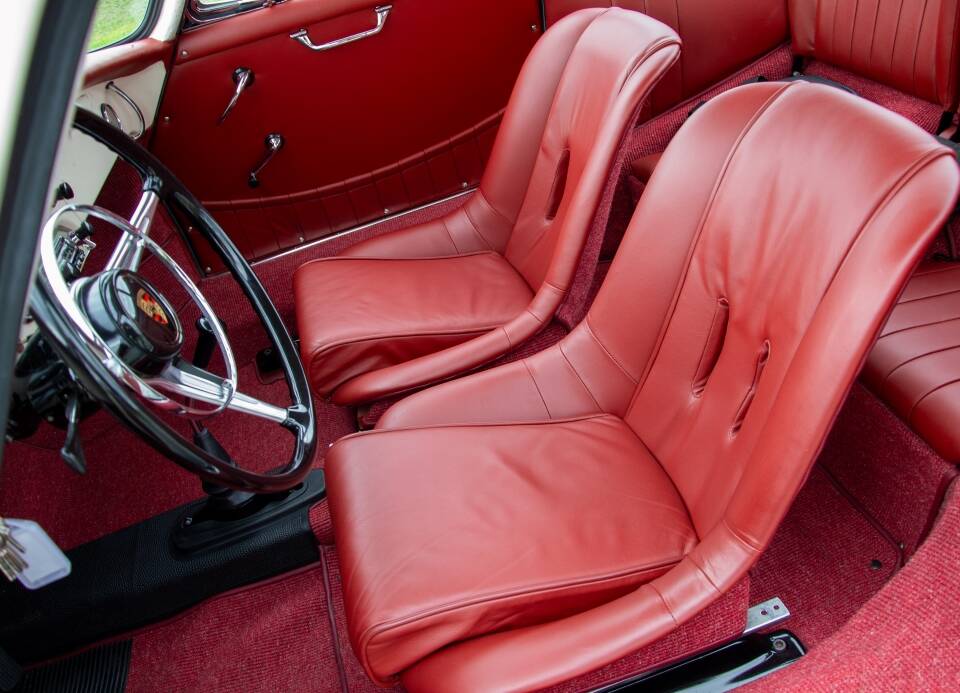 Image 15/39 de Porsche 356 B Carrera 2/2000 GS (1963)