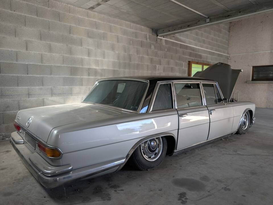 Image 42/46 of Mercedes-Benz 600 (1966)