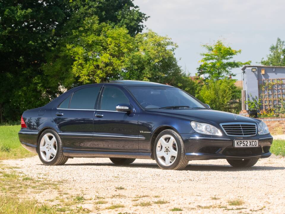 Immagine 19/50 di Mercedes-Benz S 55 AMG (2002)