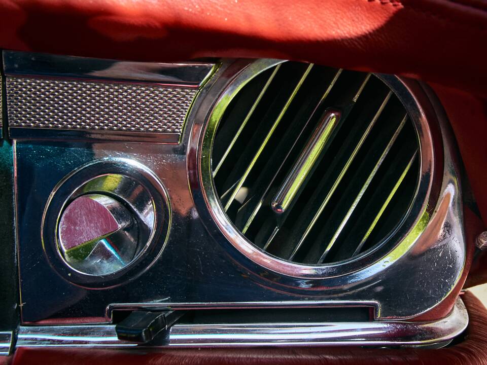 Bild 69/106 von Mercedes-Benz 280 SL (1969)