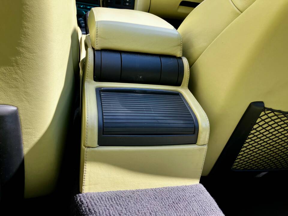 Image 16/32 of BMW 330Ci (2004)