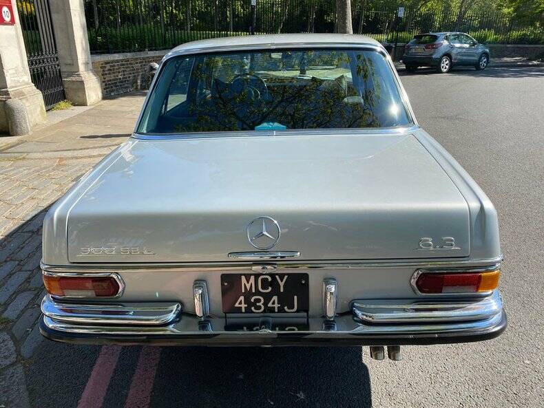 Afbeelding 14/50 van Mercedes-Benz 300 SEL 6.3 (1971)