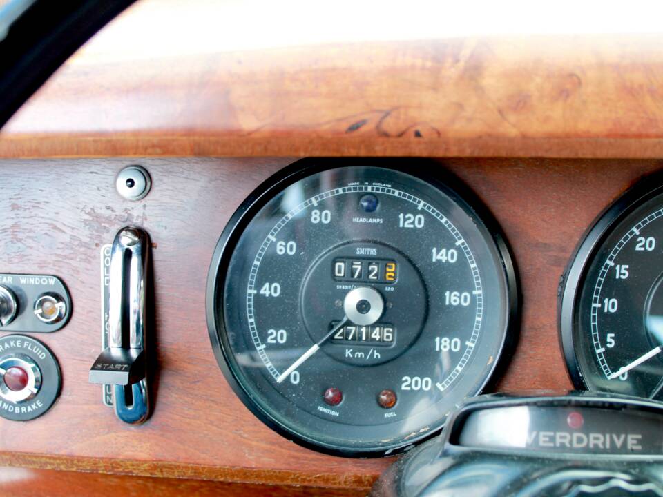 Bild 21/42 von Jaguar 240 (1968)