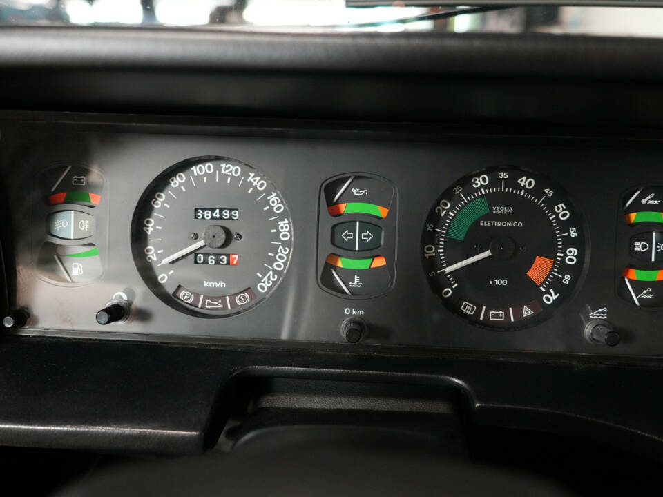 Immagine 30/35 di Lancia Beta HP Executive VX (1983)