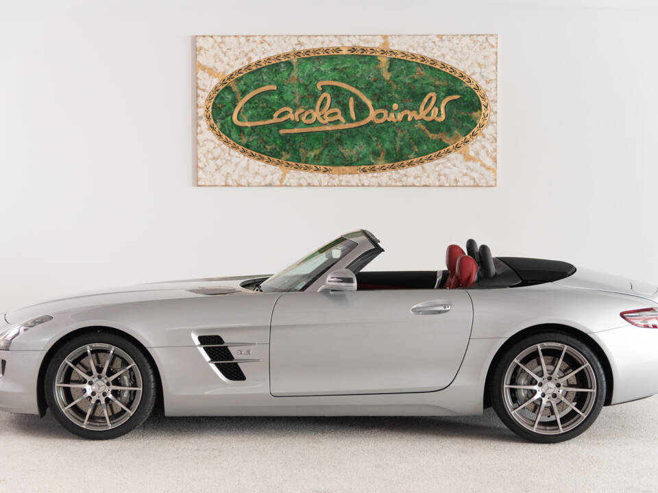 Image 5/48 of Mercedes-Benz SLS AMG Roadster (2012)