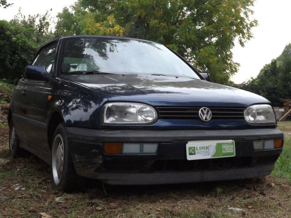 Image 4/50 of Volkswagen Golf III Cabrio 1.6 (1996)