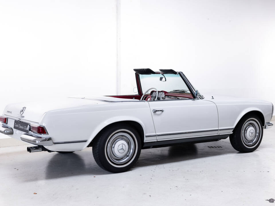 Image 5/29 de Mercedes-Benz 230 SL (1964)