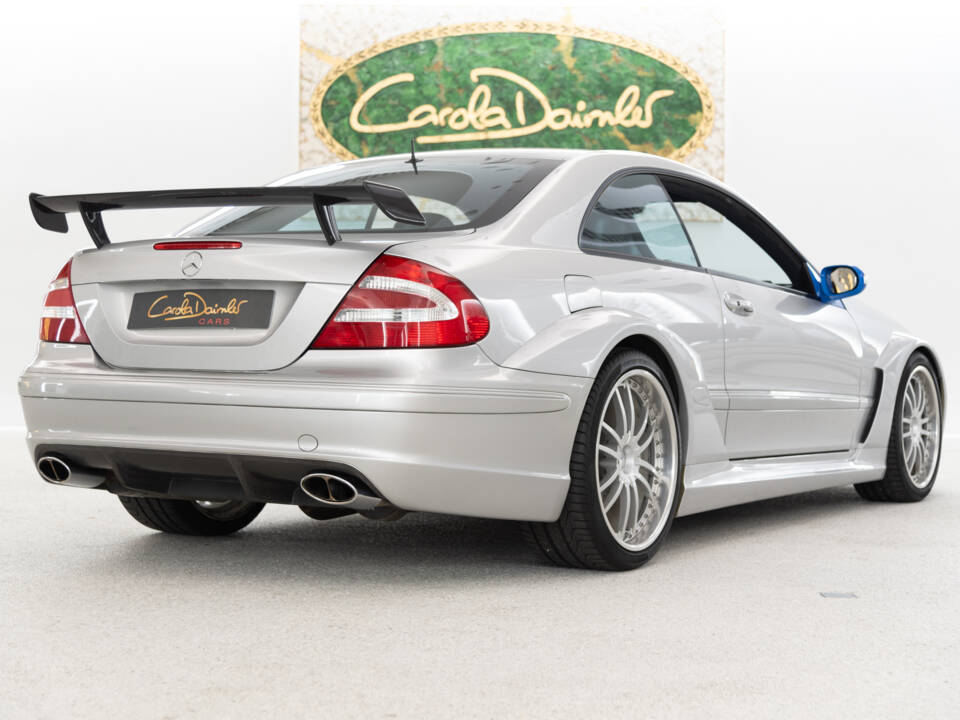 Immagine 10/44 di Mercedes-Benz CLK DTM AMG (2005)