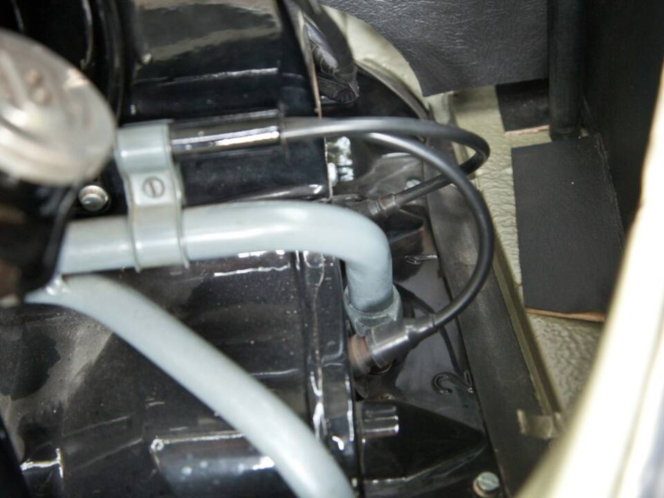 Image 43/52 of Volkswagen Beetle 1200 Export "Dickholmer" (1957)