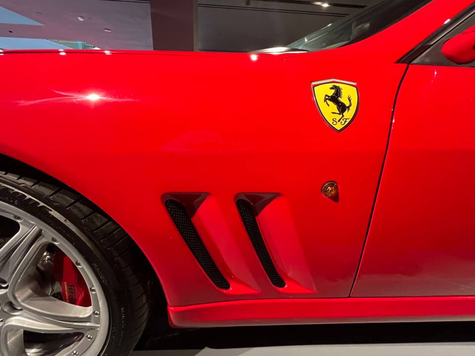 Bild 2/4 von Ferrari 575 Superamerica F1 (2005)