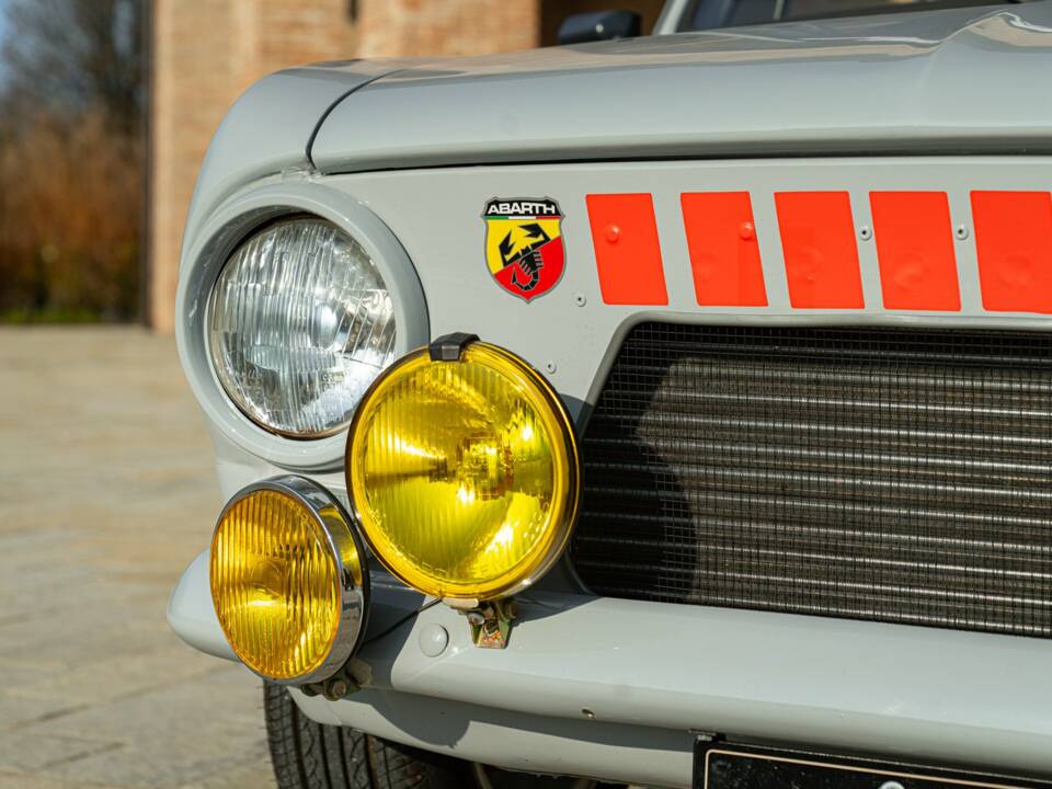 Image 33/50 of Abarth Fiat 850 TC (1970)