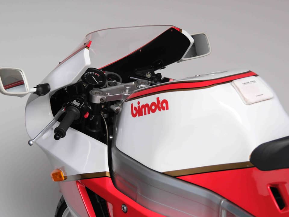 Image 71/95 of Bimota YB6 (1990)