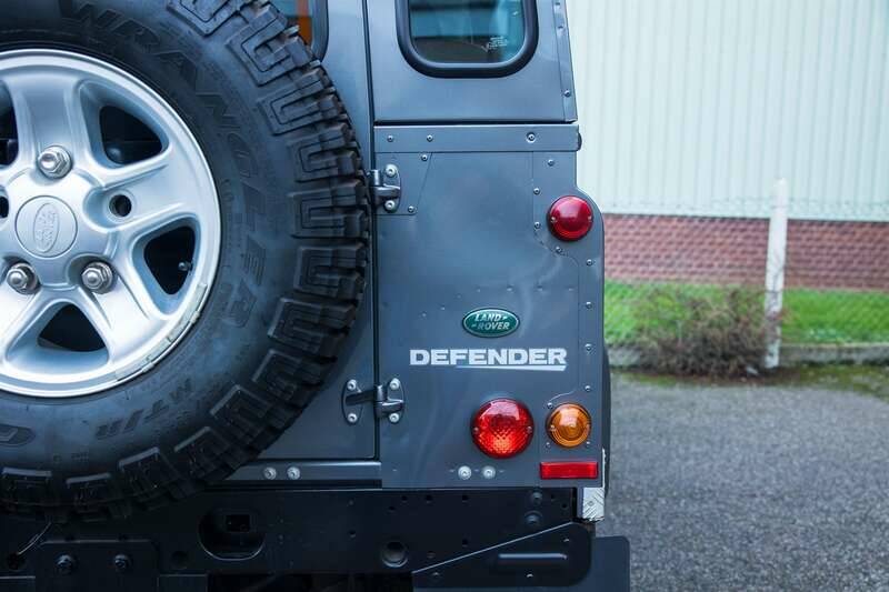 Bild 29/50 von Land Rover Defender 90 (2013)