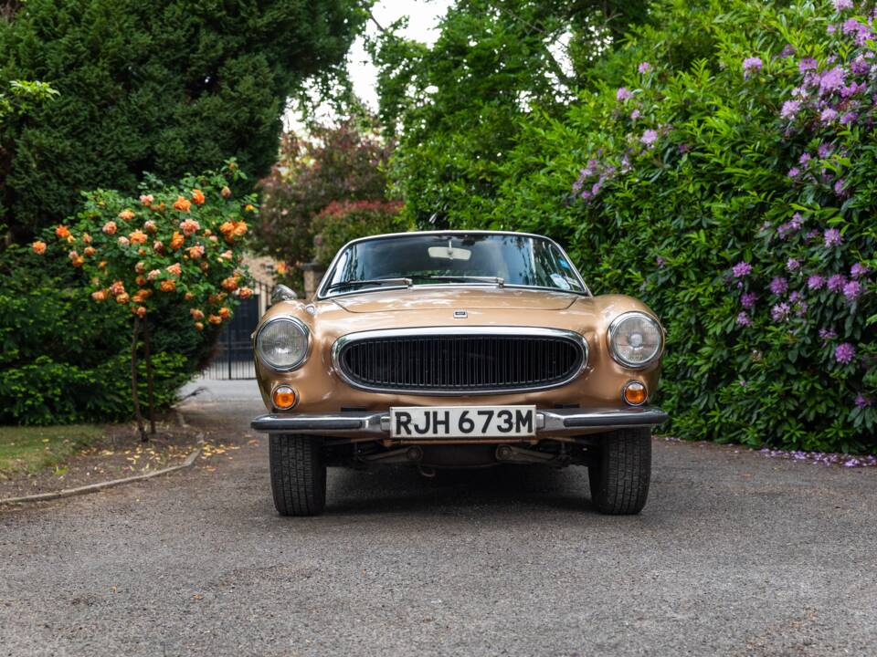 Image 37/50 of Volvo 1800 ES (1973)