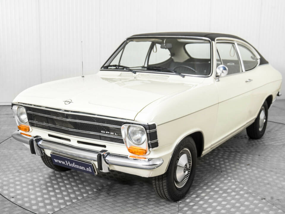 Image 17/50 of Opel Olympia 1700 S (1968)
