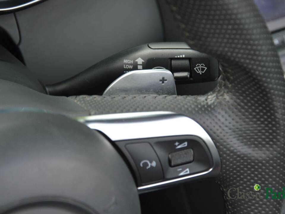 Image 42/50 of Audi R8 Spyder 4.2 FSI Quattro (2011)