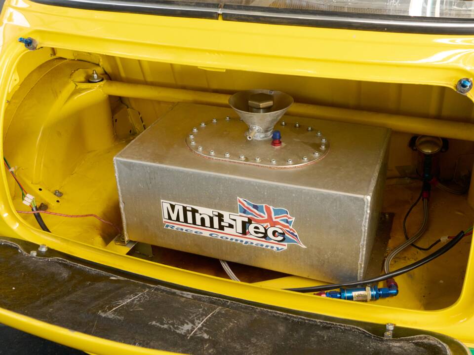 Bild 50/50 von Rover Mini 1.3i (1993)
