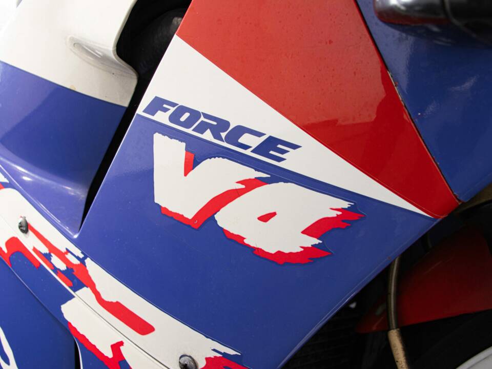 Immagine 39/45 di Honda VFR 400 R (1992)