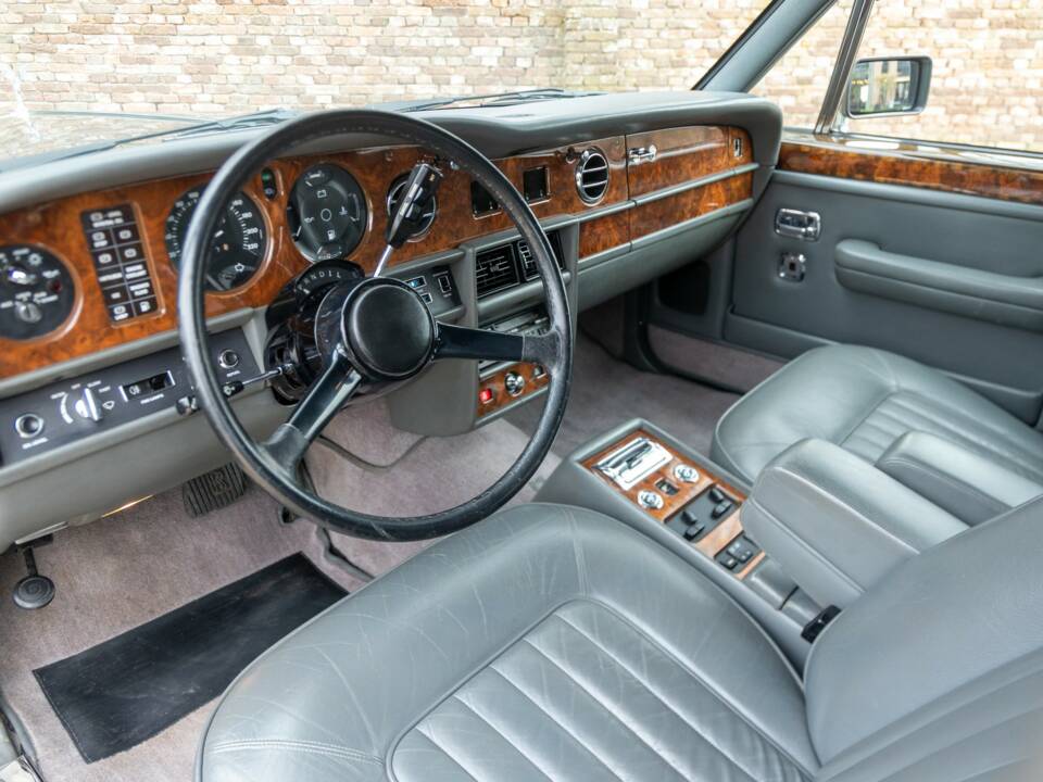 Image 3/50 of Rolls-Royce Silver Spirit (1987)