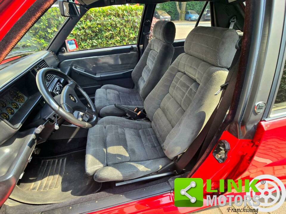 Bild 10/10 von Lancia Delta HF Integrale 16V (1991)