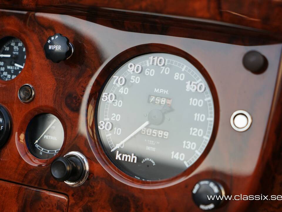 Image 19/28 of Jaguar XK 140 SE DHC (1955)
