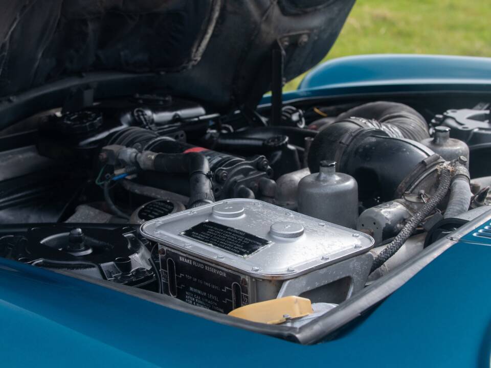 Image 13/50 of Rolls-Royce Silver Shadow I (1976)