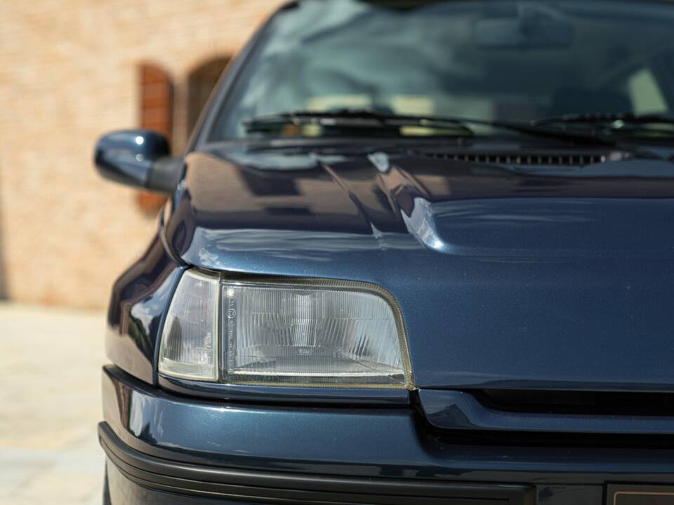 Afbeelding 15/50 van Renault Clio I Williams (1994)