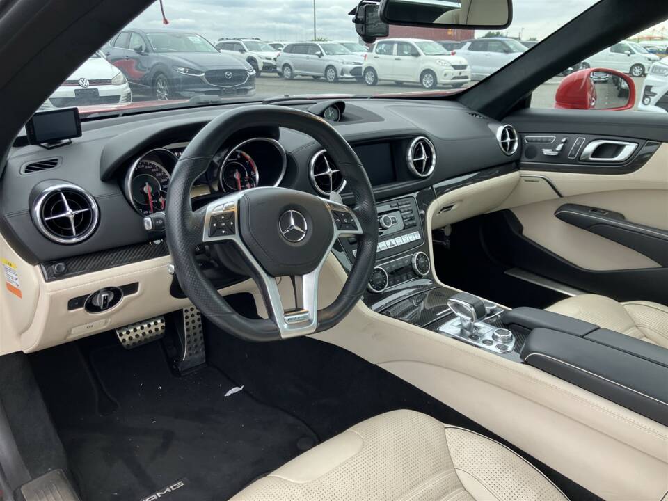 Afbeelding 27/70 van Mercedes-Benz SL 63 AMG (2012)