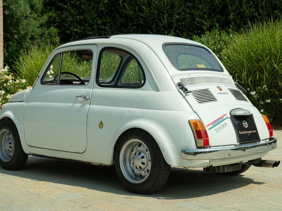 Image 13/50 of Abarth Fiat 595 (1966)