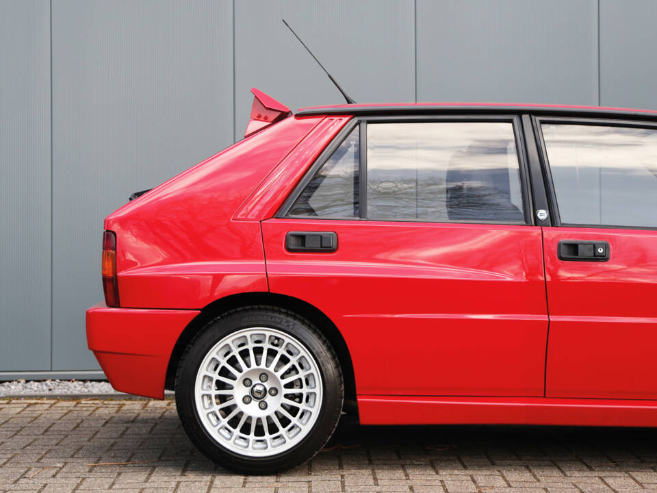 Afbeelding 5/58 van Lancia Delta HF Integrale Evoluzione I (1991)