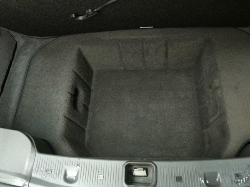 Immagine 29/30 di Mercedes-Benz SL 500 (2006)