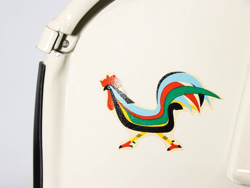 Image 44/50 of Moto Guzzi Galletto (1962)