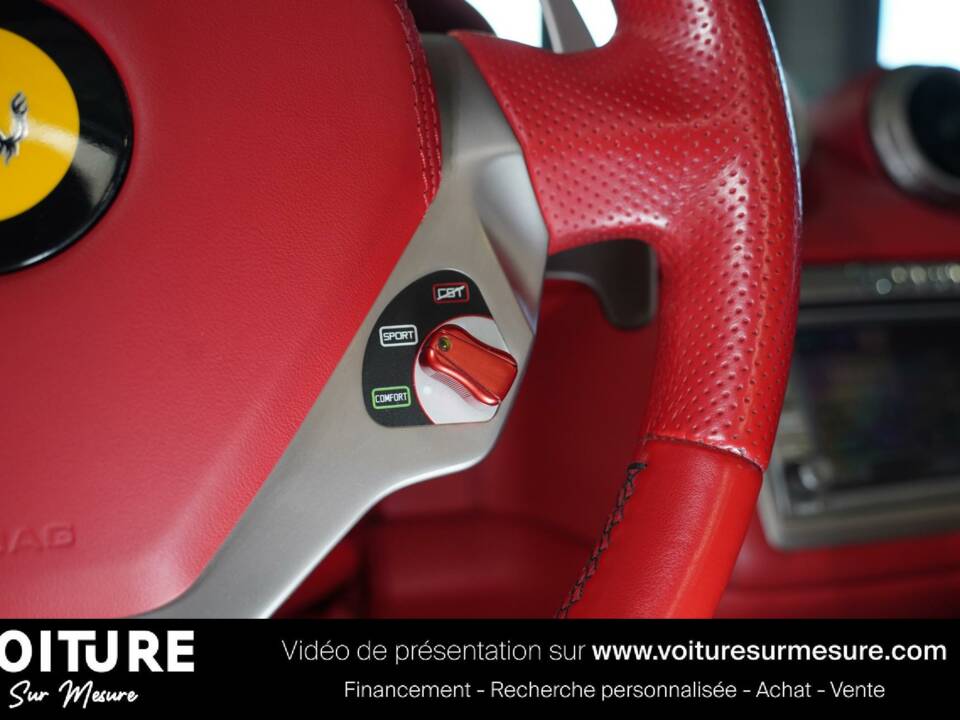 Imagen 27/39 de Ferrari California (2010)