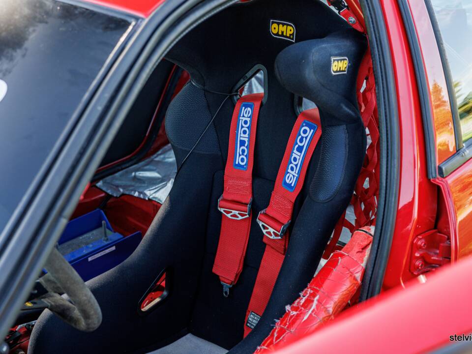 Bild 34/46 von Alfa Romeo 156 2.0 Competizione (1998)