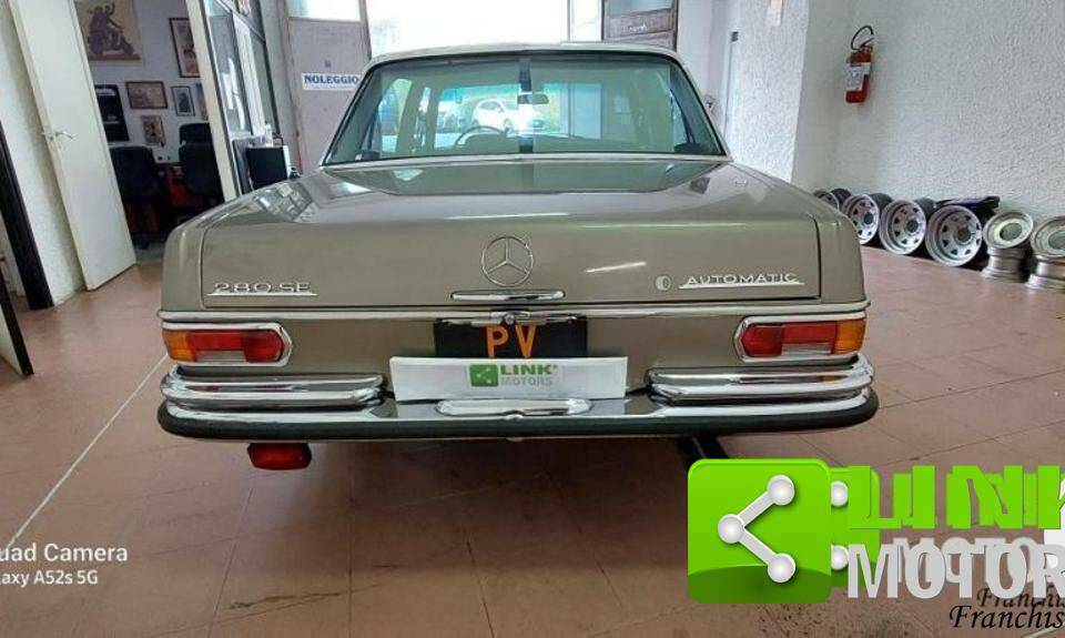 Bild 6/10 von Mercedes-Benz 280 SE 3,5 (1970)