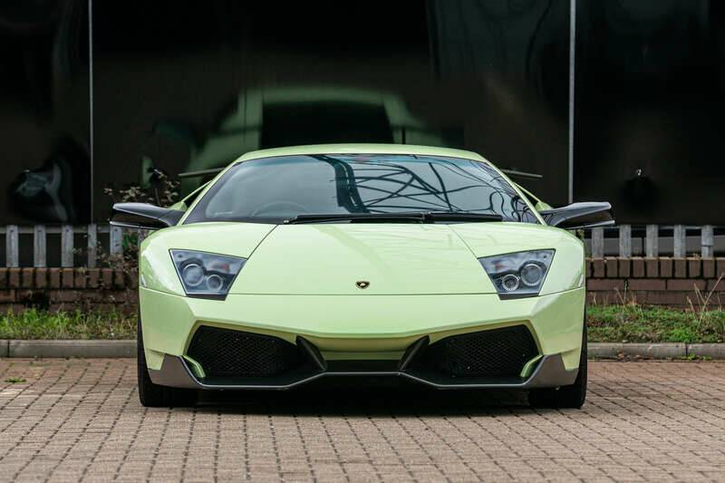 Image 6/38 of Lamborghini Murciélago LP640 (2008)