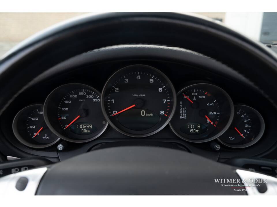 Bild 32/39 von Porsche 911 Carrera 4 (2006)