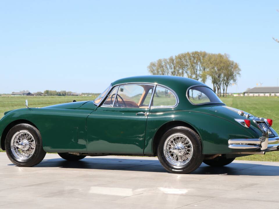 Image 10/50 of Jaguar XK 150 FHC (1959)