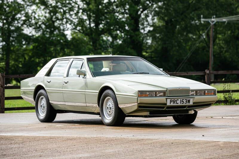 Image 1/39 of Aston Martin Lagonda (1982)