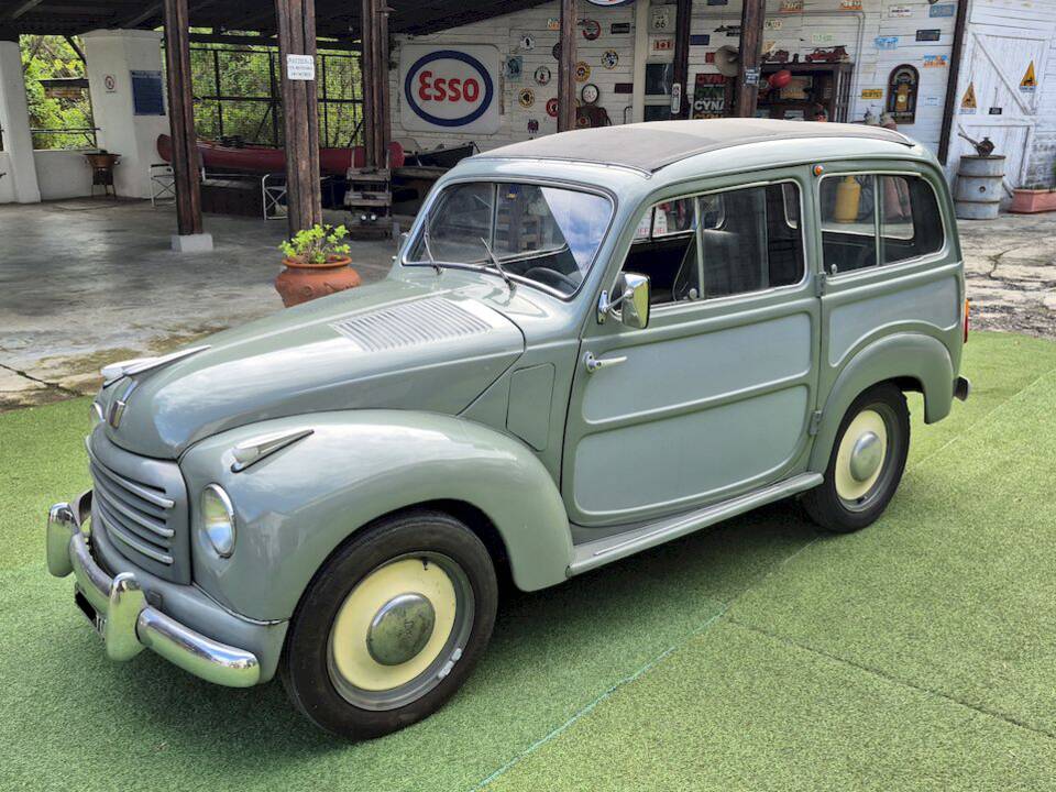 Image 17/60 of FIAT 500 C Belvedere (1954)