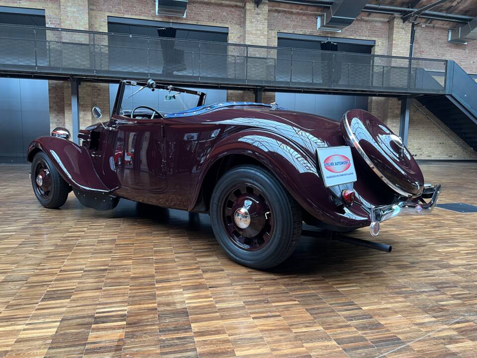 Image 24/38 of Citroën Traction Avant 11 BL Légère (1938)