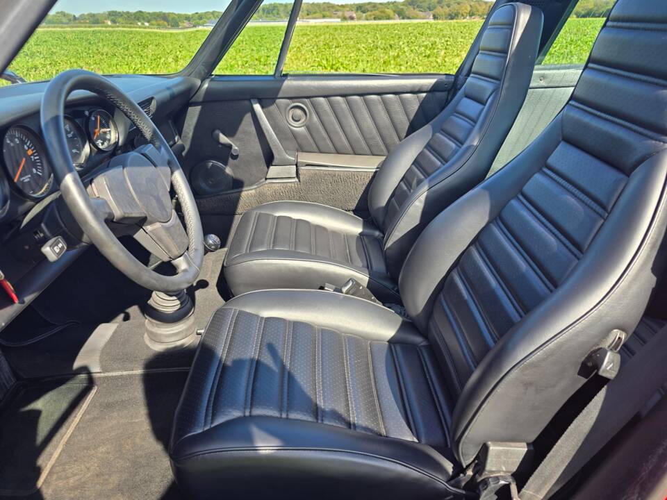 Bild 32/36 von Porsche 911 2.7 (1977)