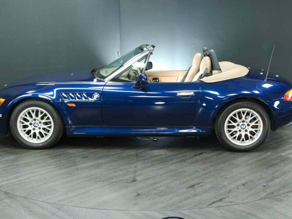 Imagen 3/30 de BMW Z3 2.8i (1999)