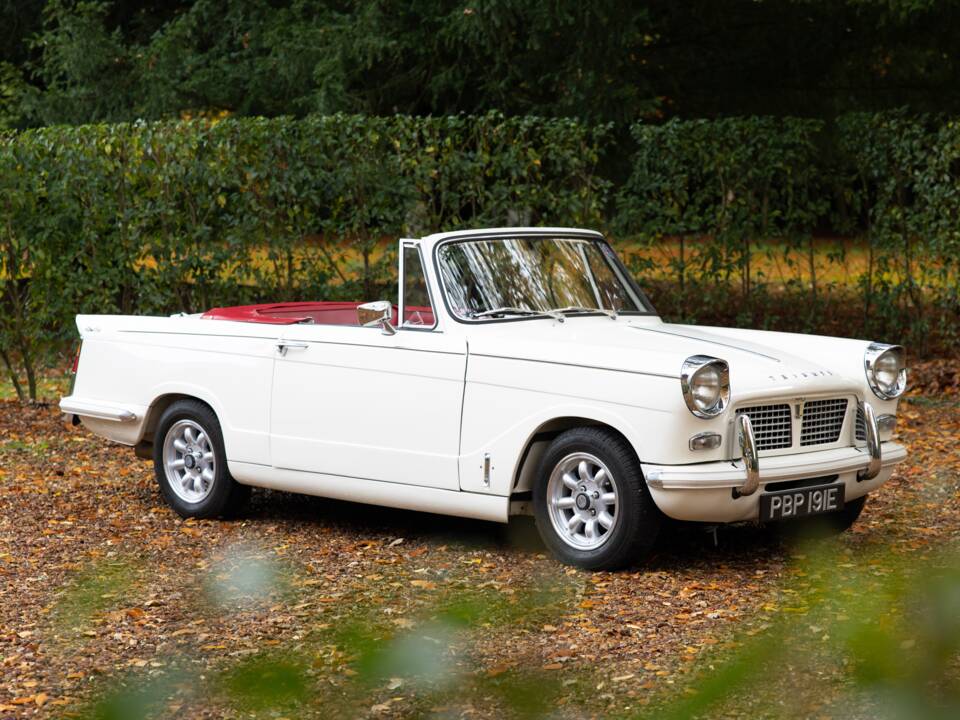 Image 10/50 of Triumph Herald 1200 (1967)