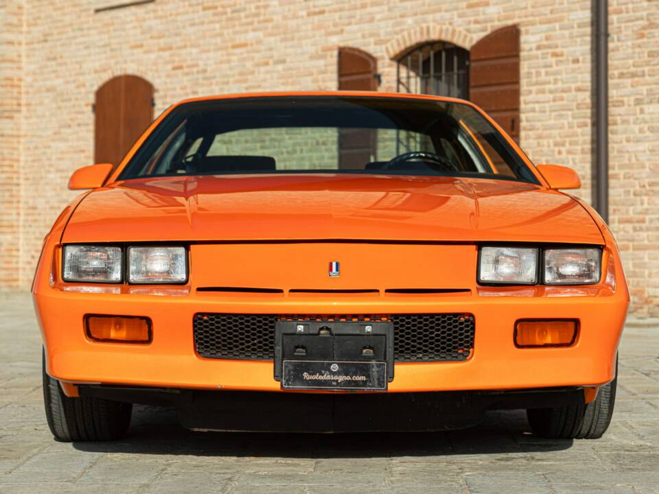 Image 3/50 of Chevrolet Camaro Z28 (1992)