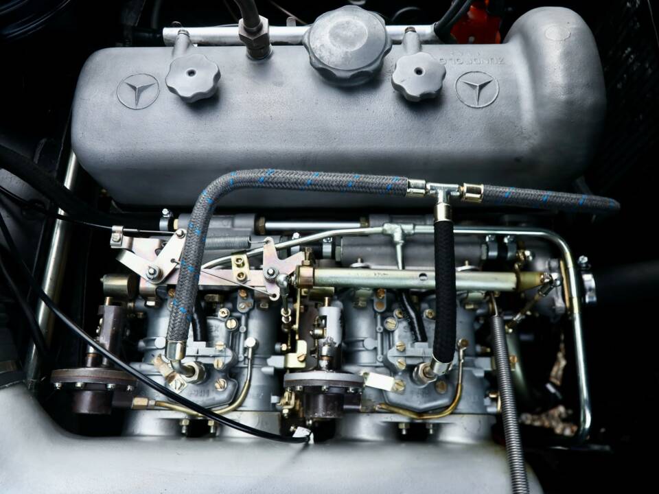 Image 34/50 of Mercedes-Benz 190 SL (1956)